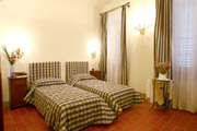 Florence Flat: Bedroom with two single beds of Ghiberti Flat in Florence